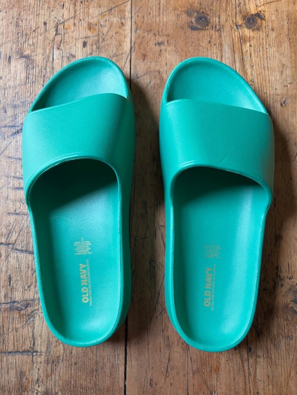 Old Navy Slide Sandals - Size 10 Women's - Kelly Green